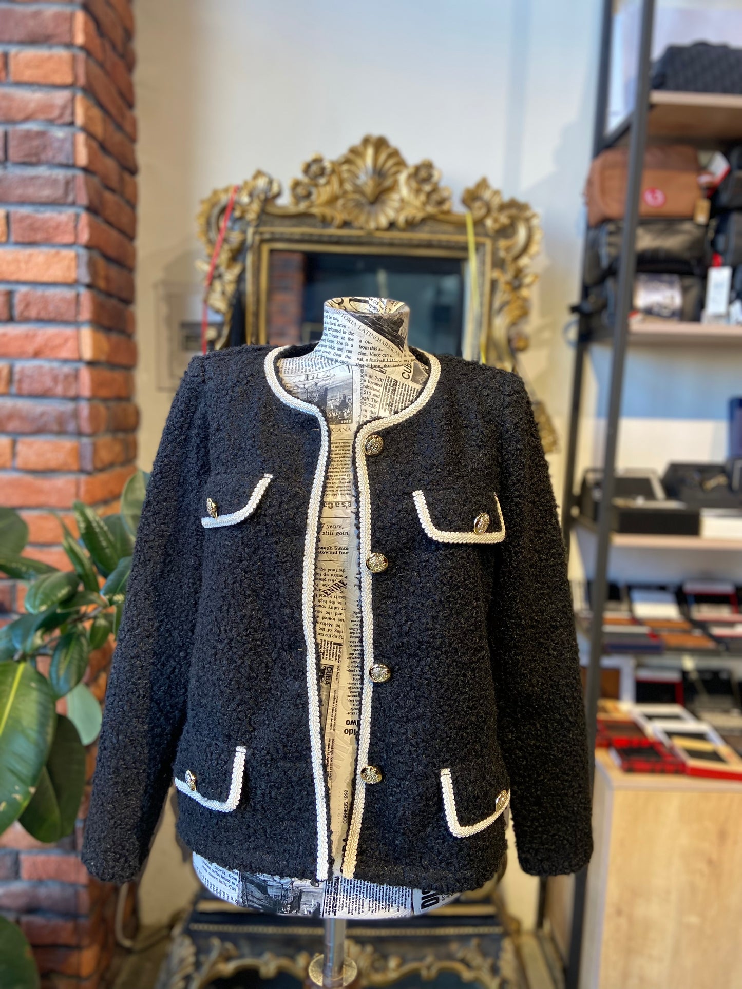 Carole wren jacket size small