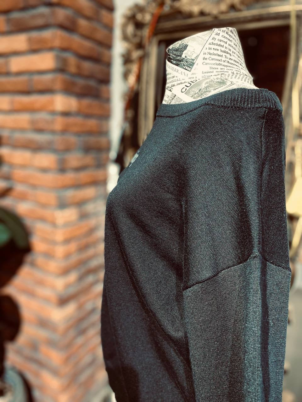 Juicy Couture sweater size medium