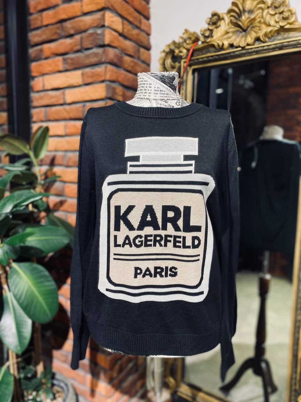 karl lagerfeld sweater size medium
