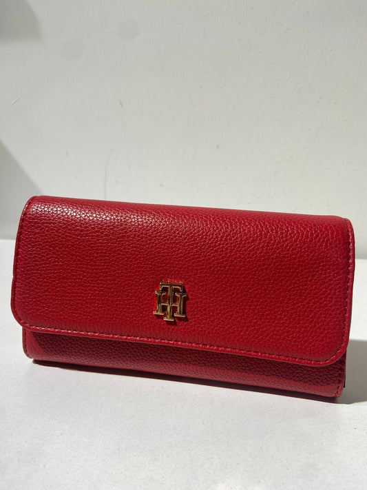 Tommy Hilfiger wallet