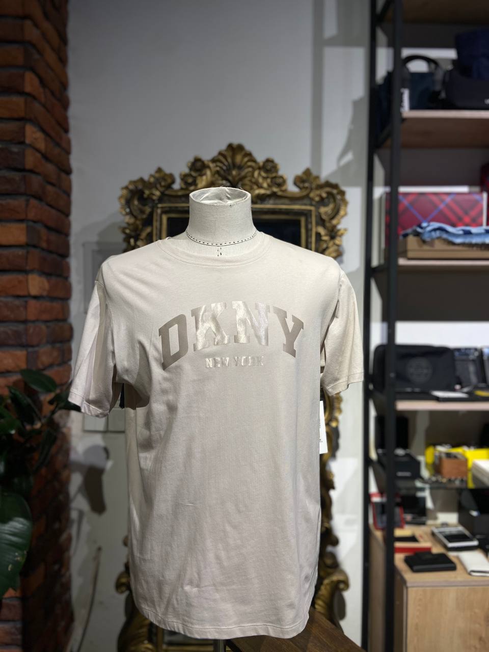 Dkny shirt