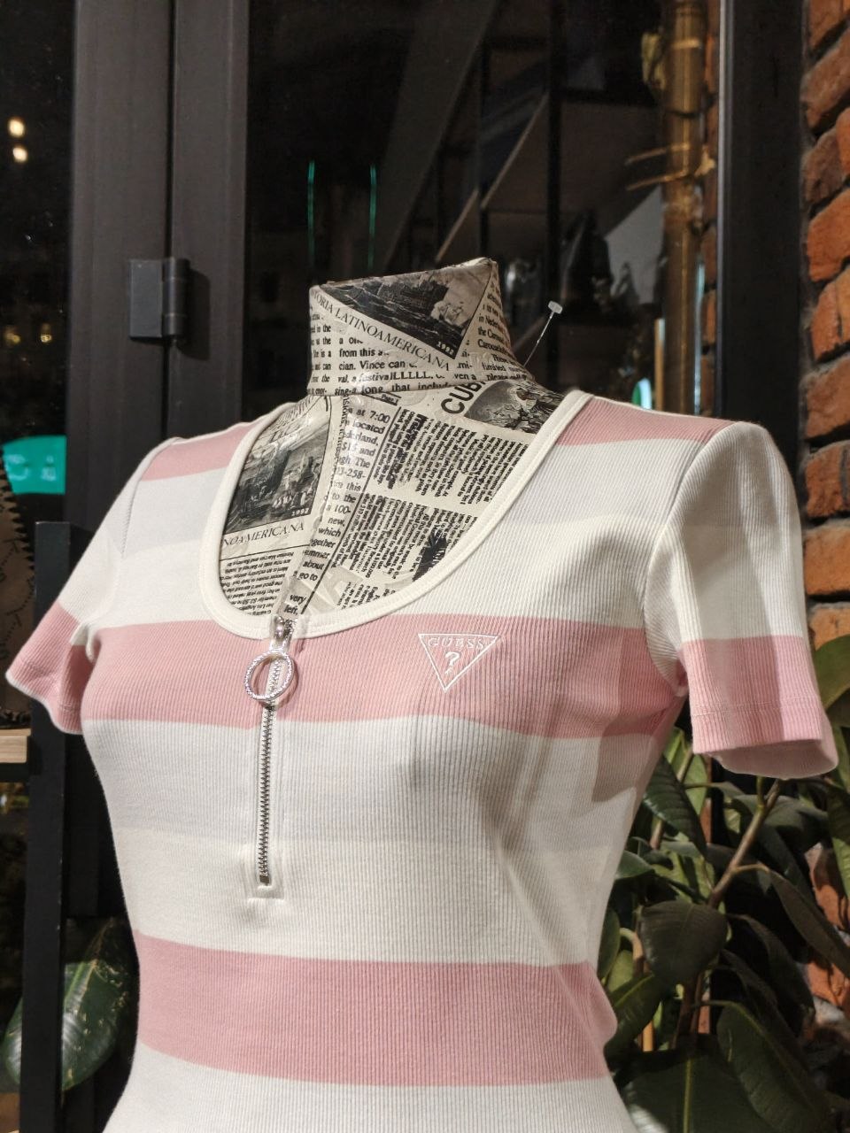Guess shirt