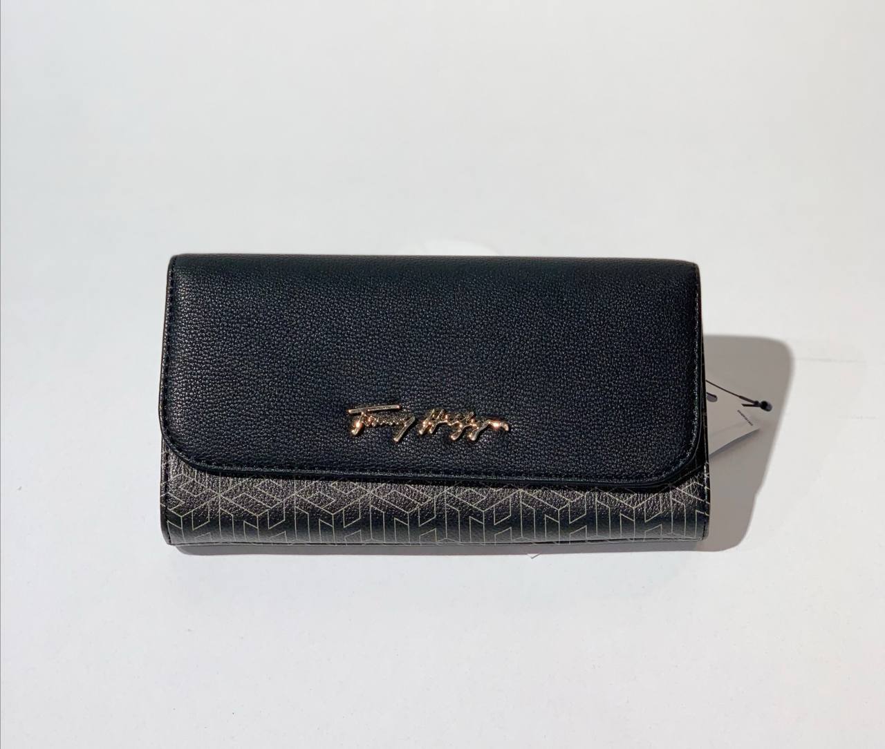 Tommy Hilfiger wallet