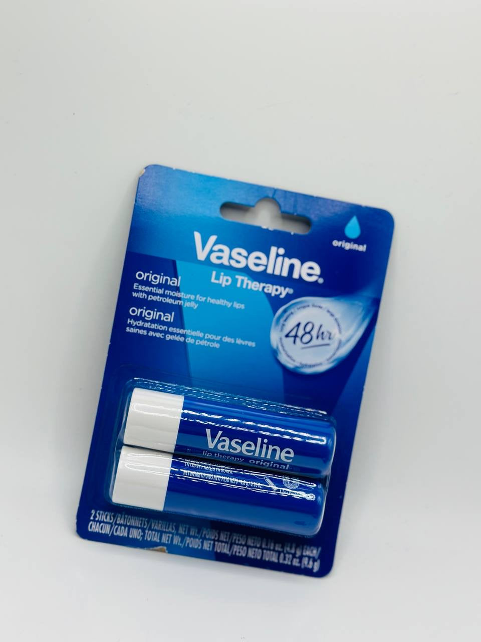 Vaseline lip therapy