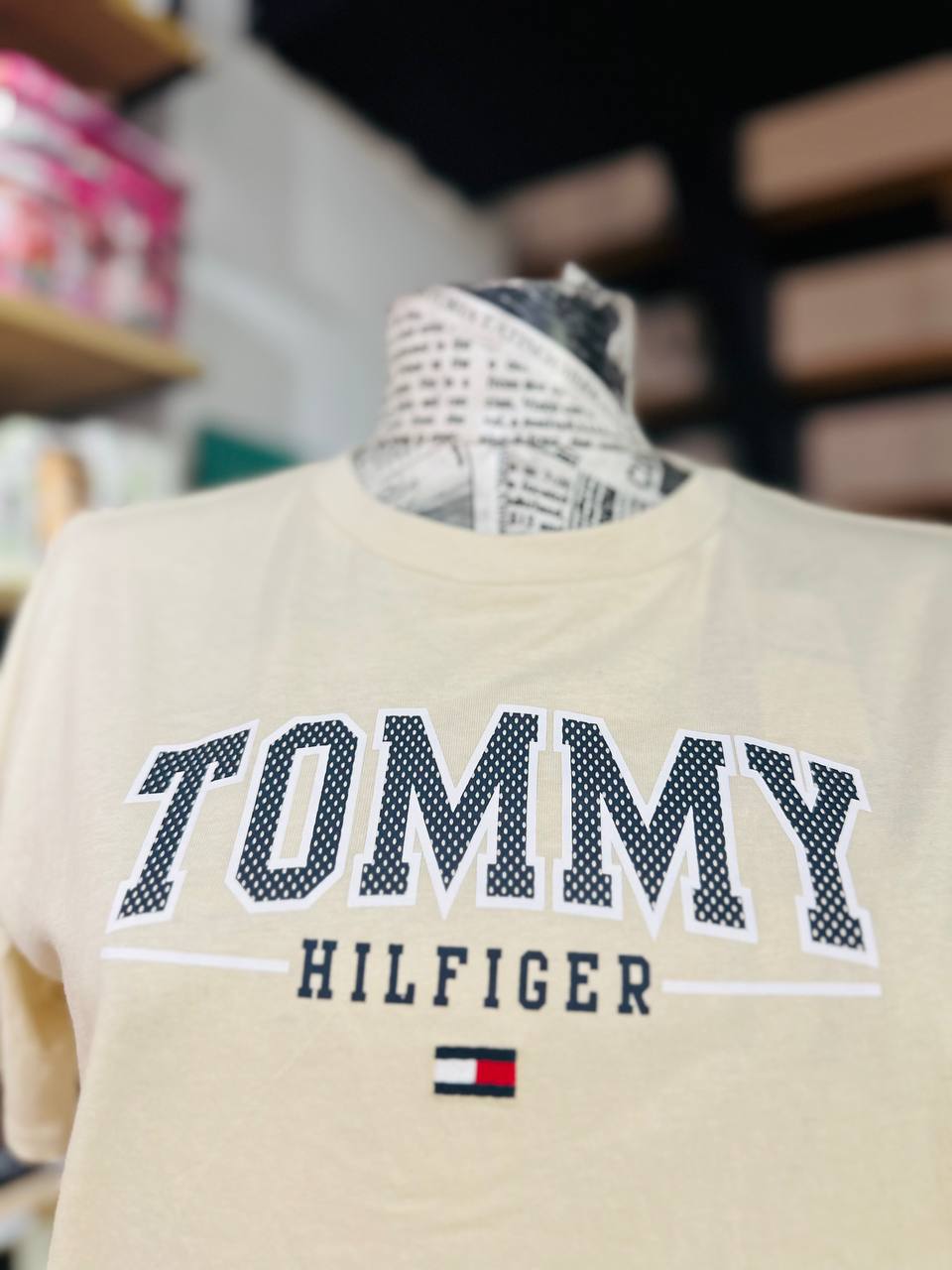 Tommy Hilfiger shirt size large ( 14/16 ) years
