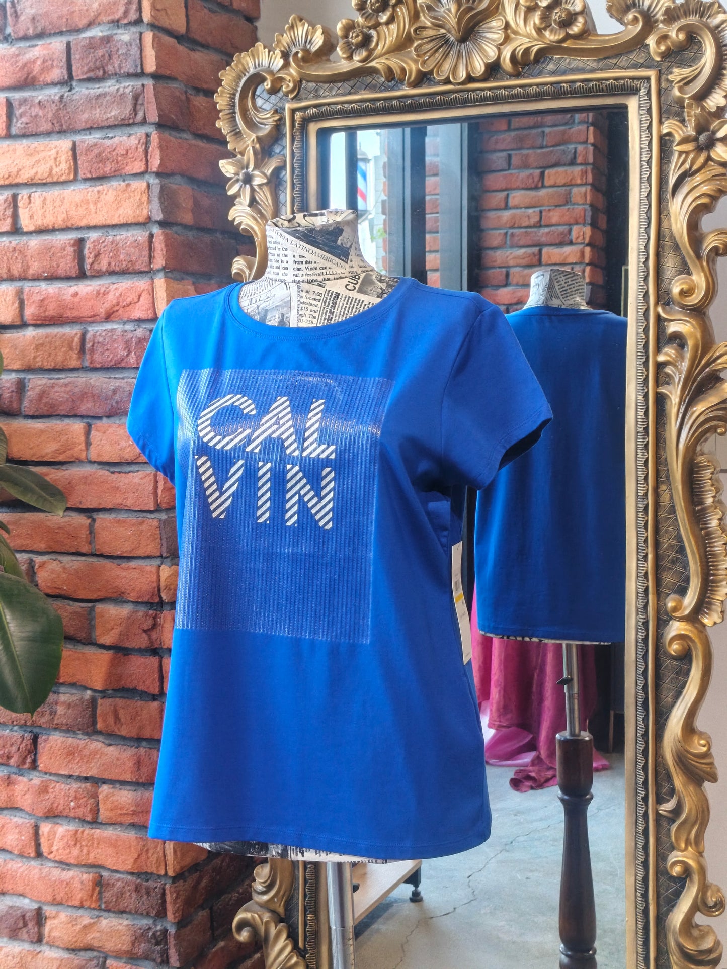 Calvin Klein shirt size medium