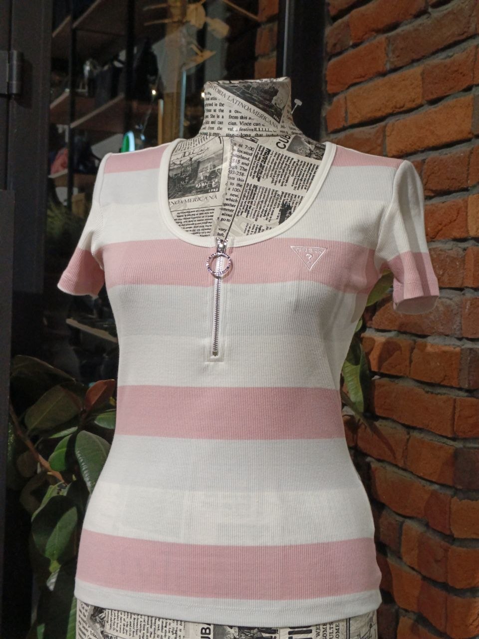 Guess shirt