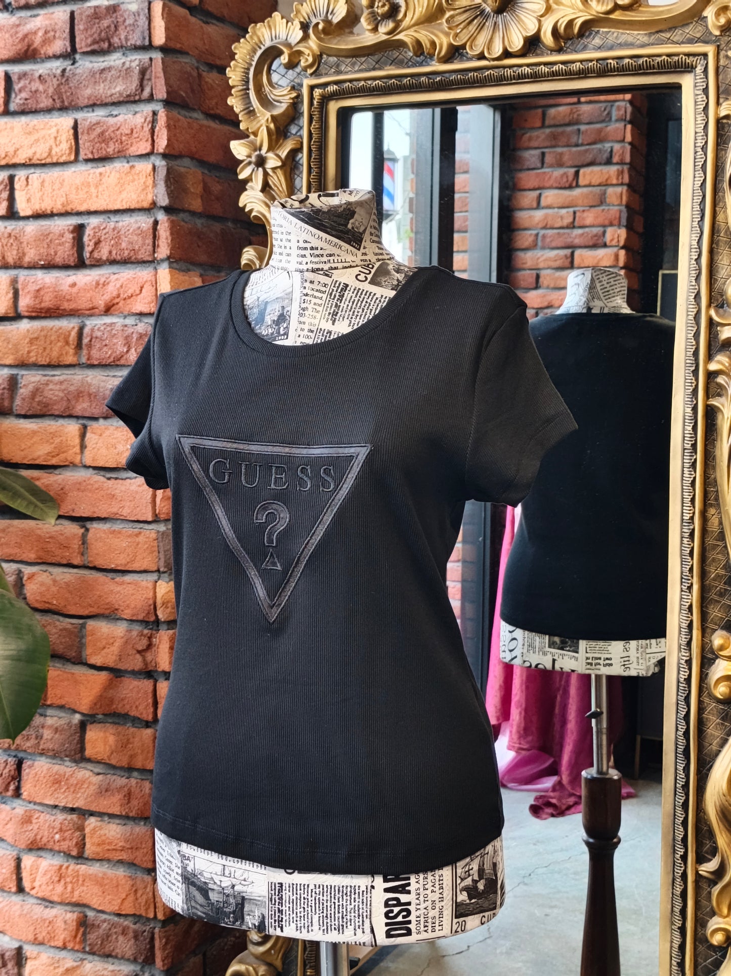 Guess shirt size X-Large