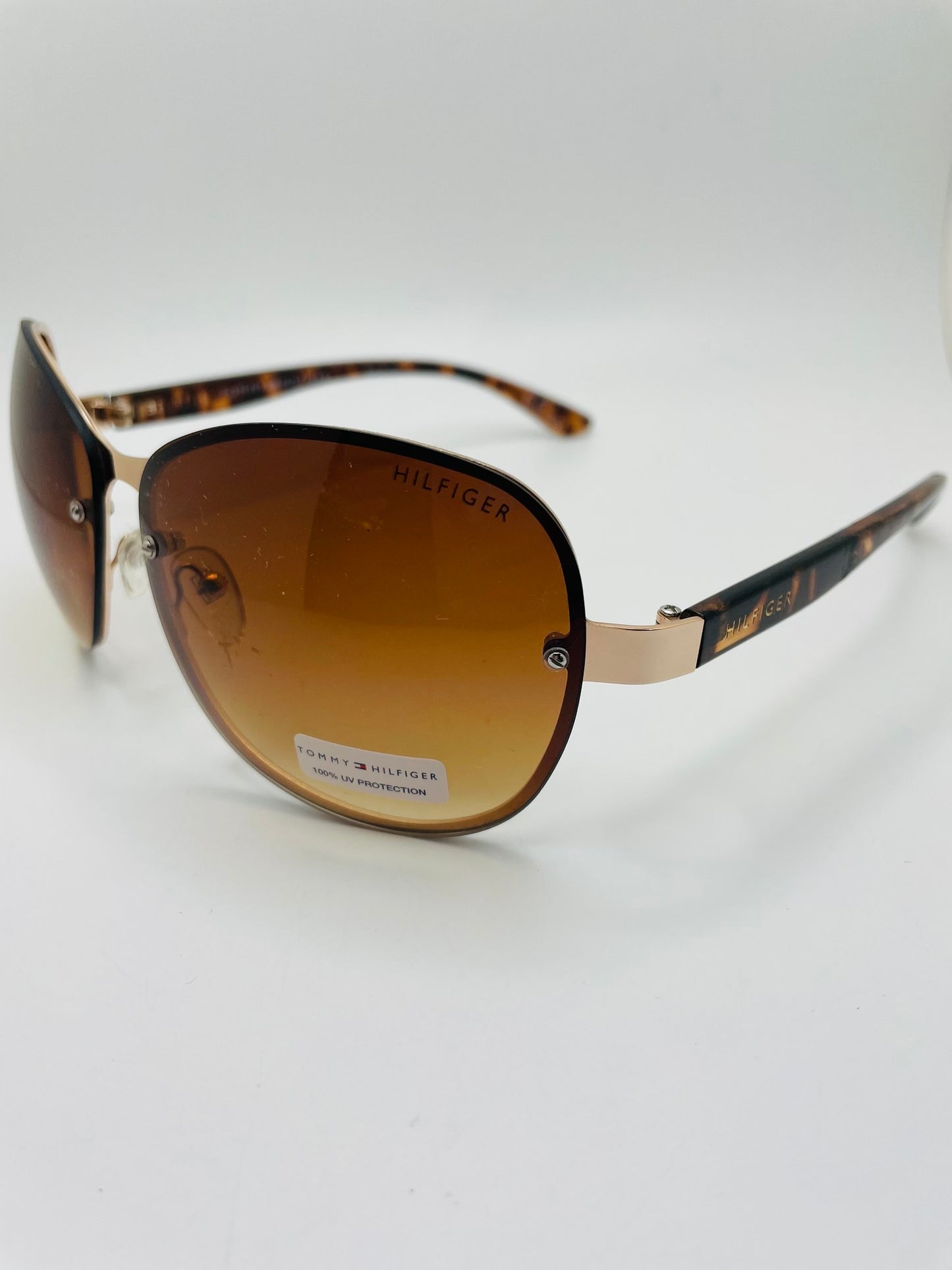 Tommy Hilfiger sunglass