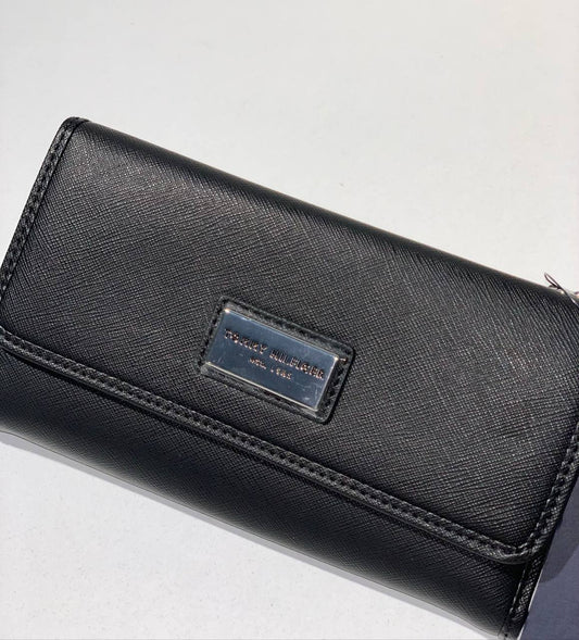Tommy Hilfiger wallet