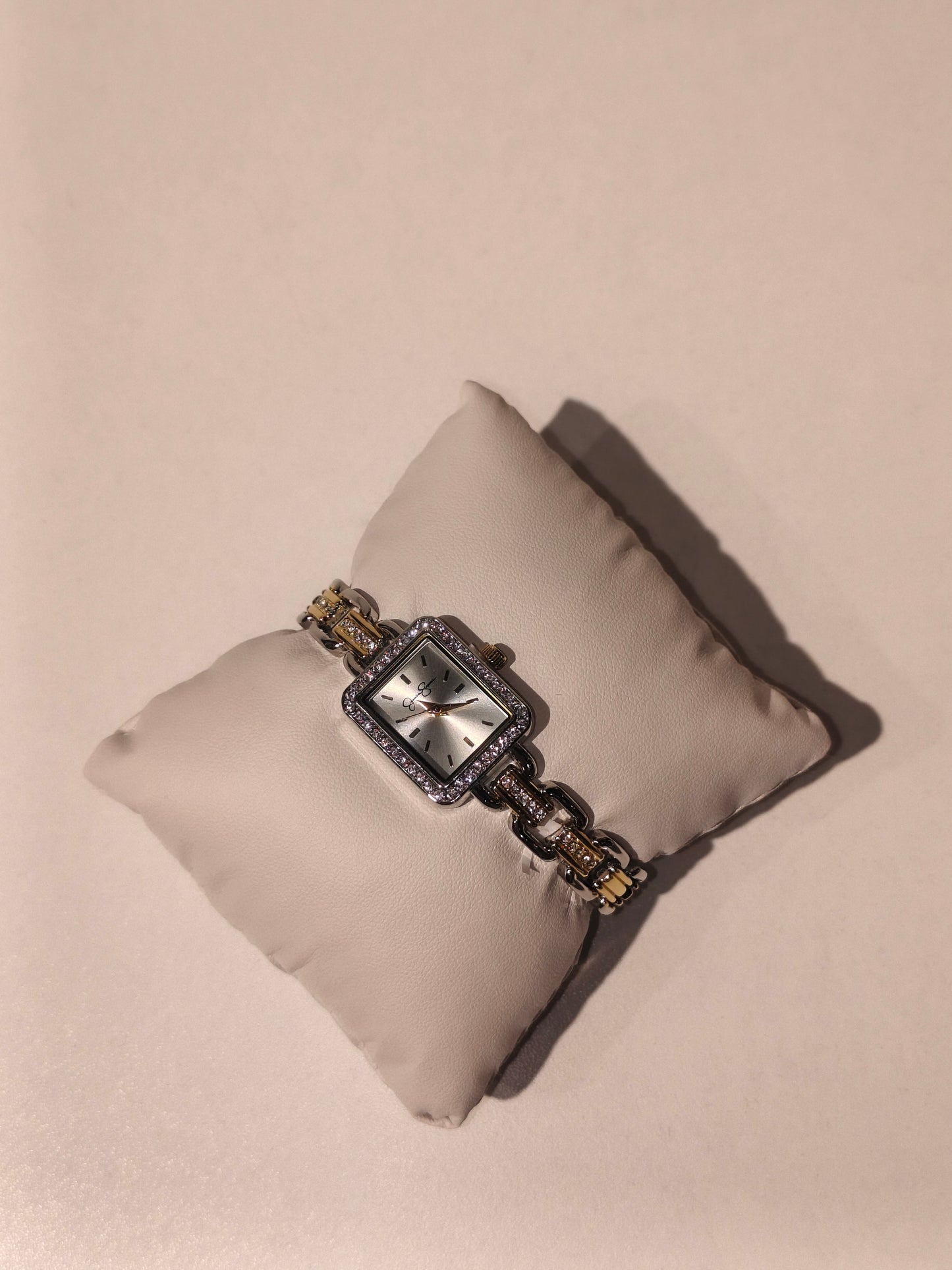 Jessica Simpson watch