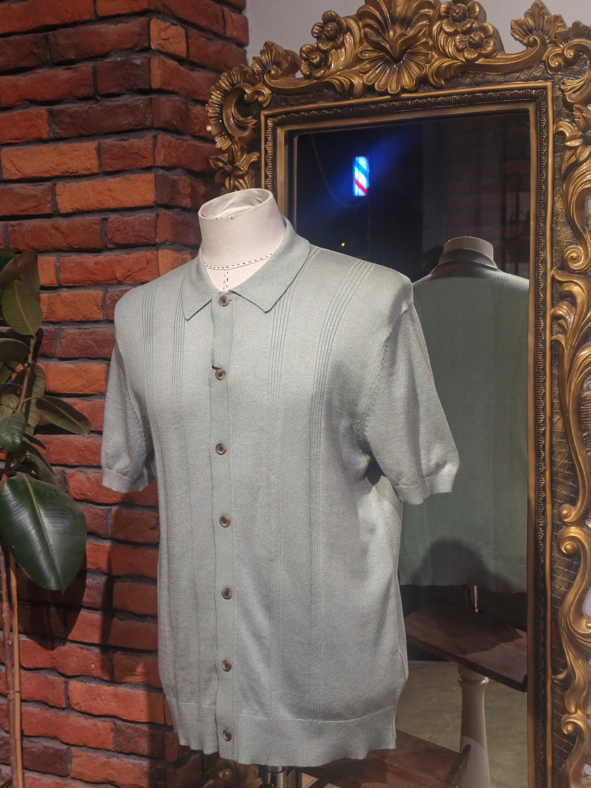 DKNY blouse shirt size medium