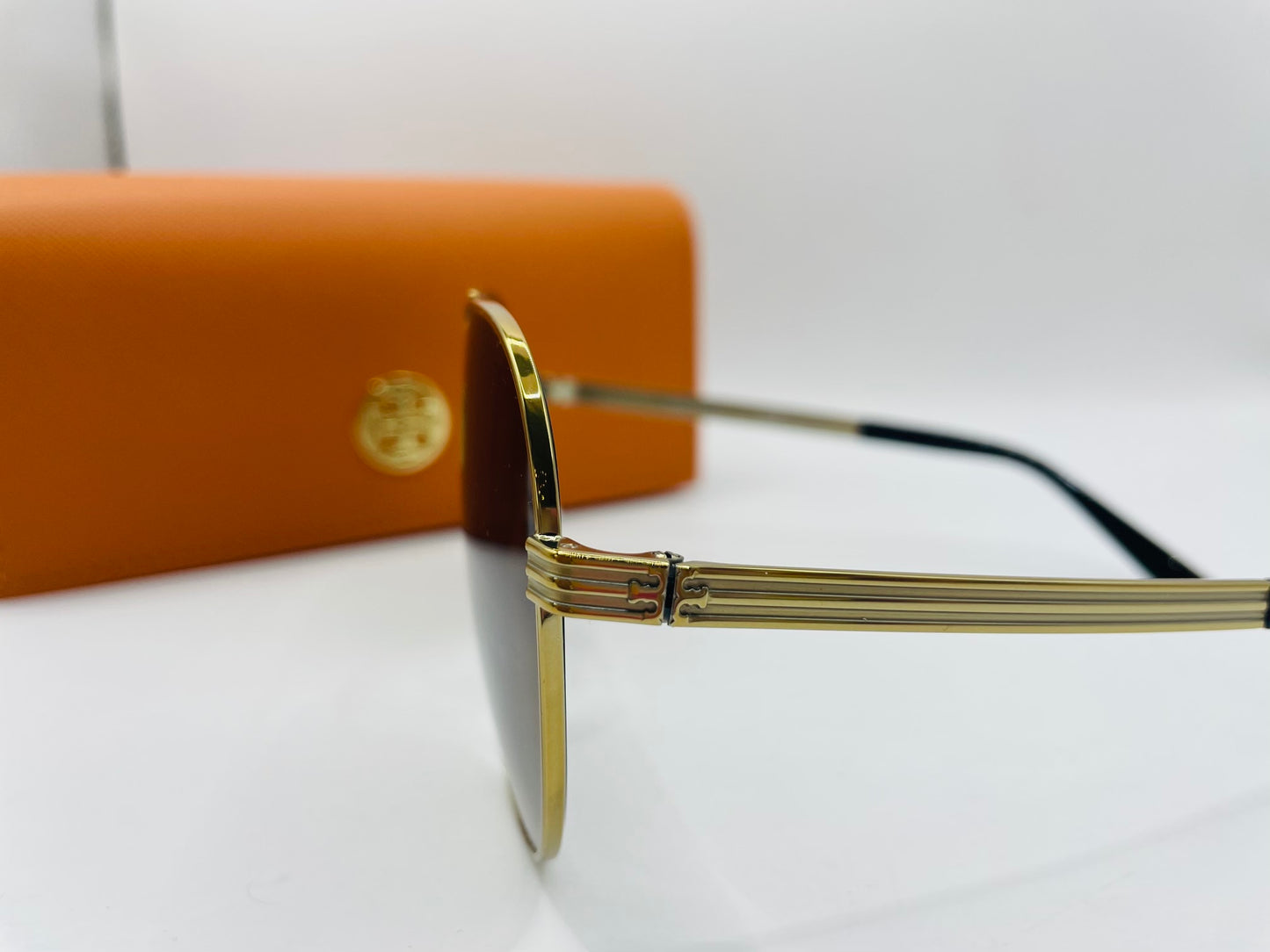 Tory Burch sunglass