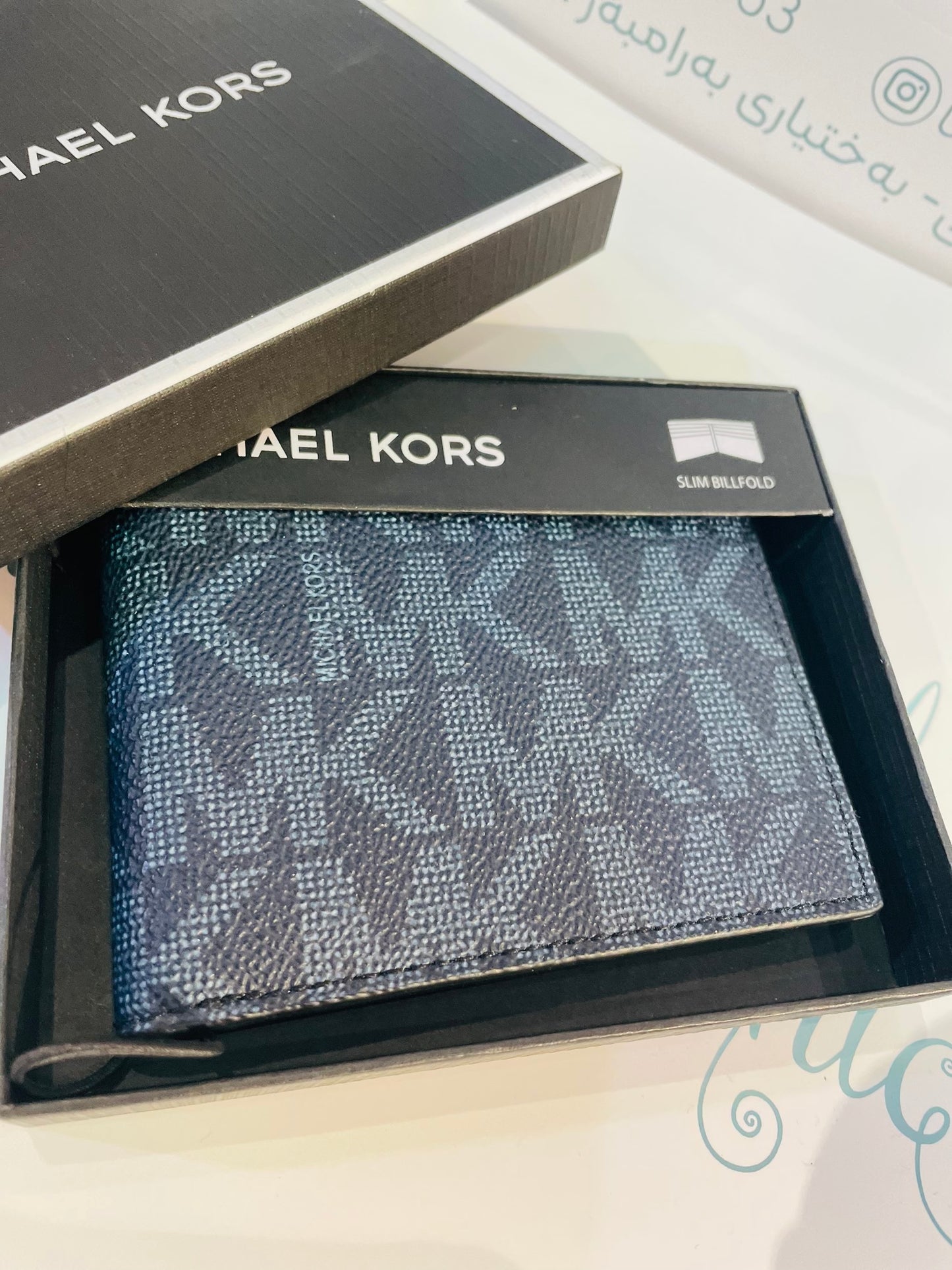 Michael kors wallet