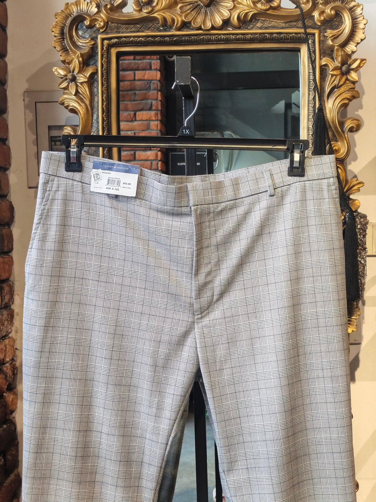 Tommy Hilfiger mens pant