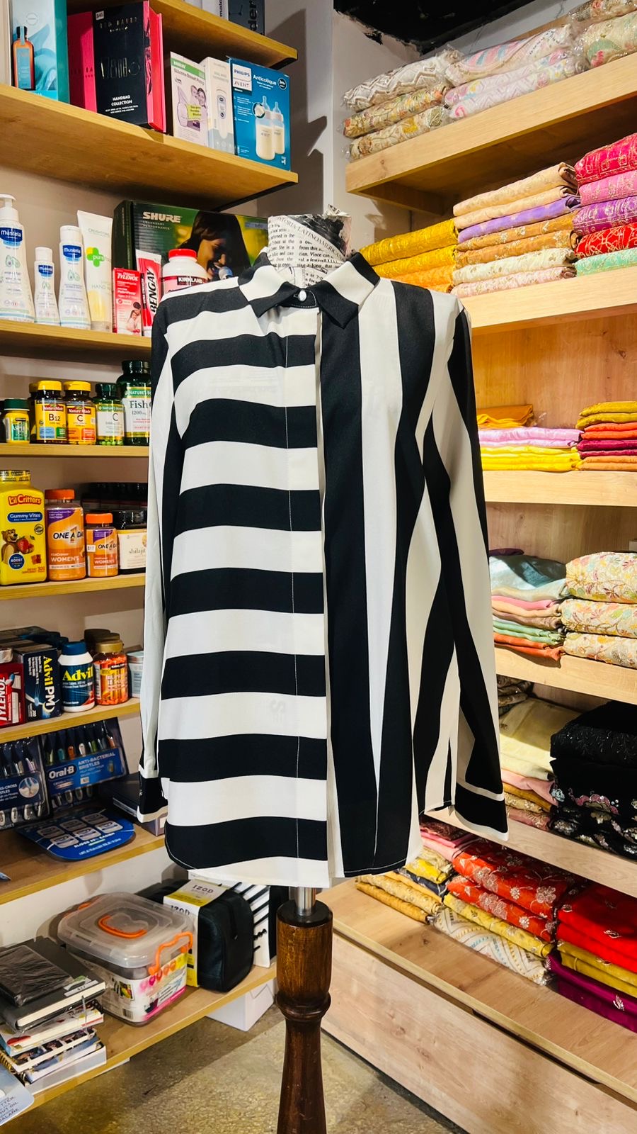 Dkny blouse medium