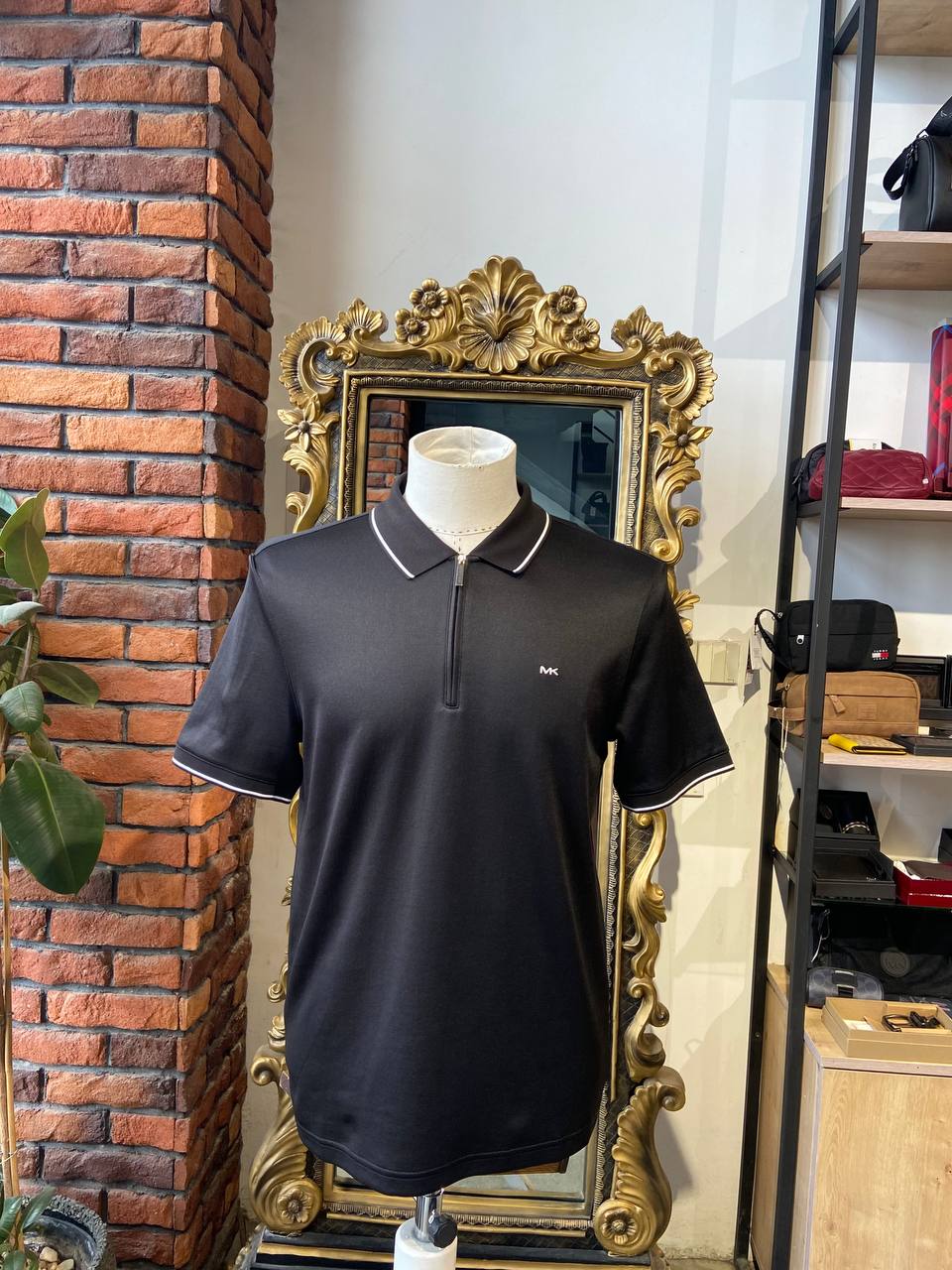 Michael kors shirt Size small