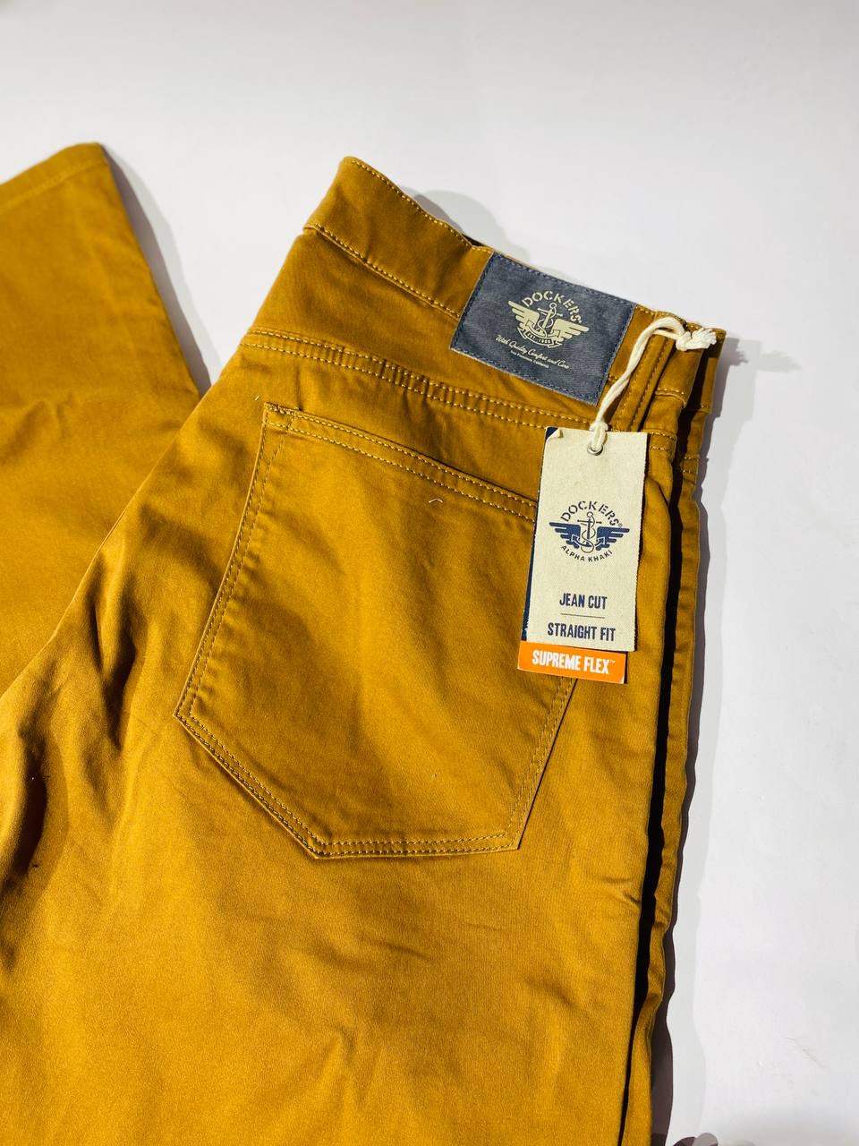 Dockers Alpha Khaki Jean Cut Straight Fit size 32