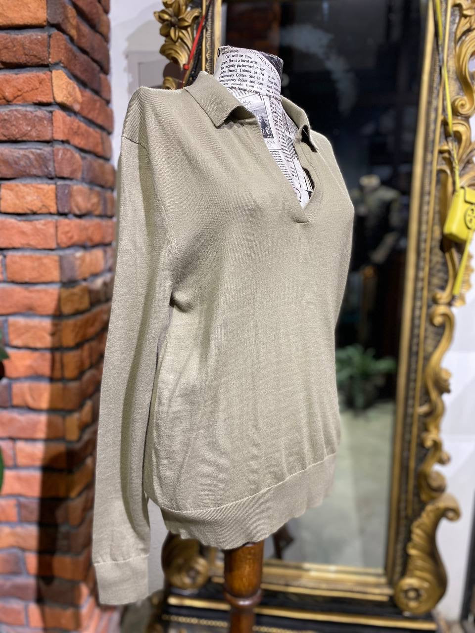 Calvin Klein sweater