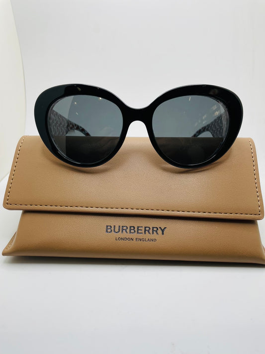 Burberry sunglass