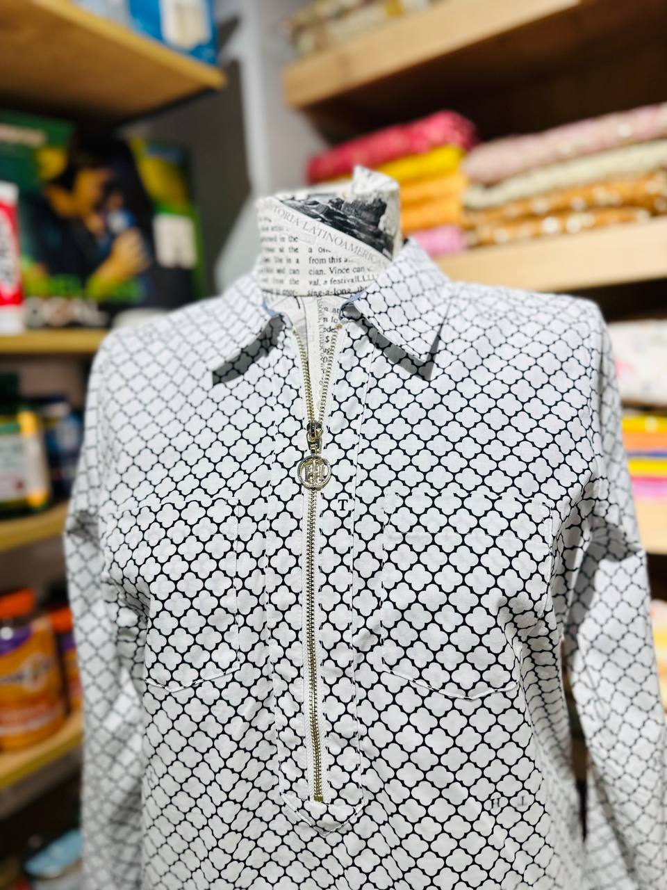 Tommy Hilfiger blouse size small