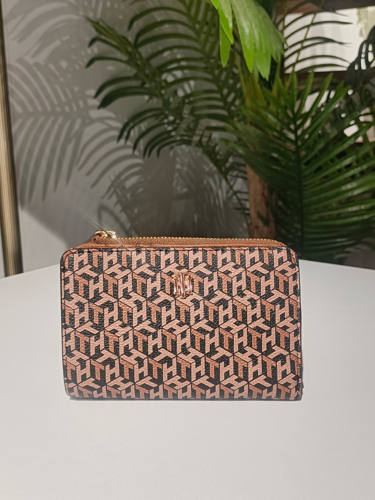 Tommy Hilfiger wallet
