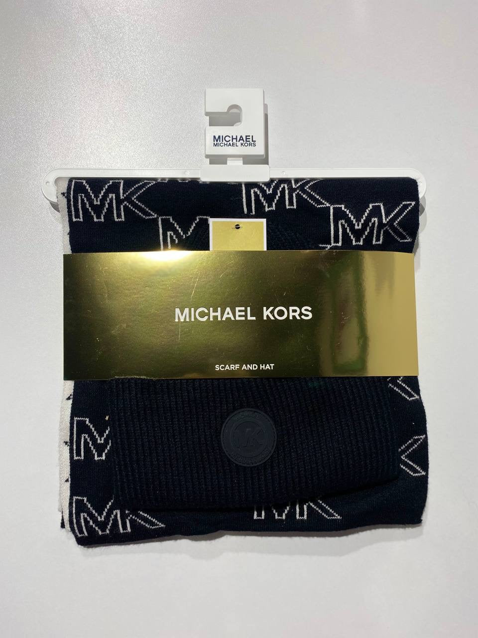Michael kors scarf and hat set