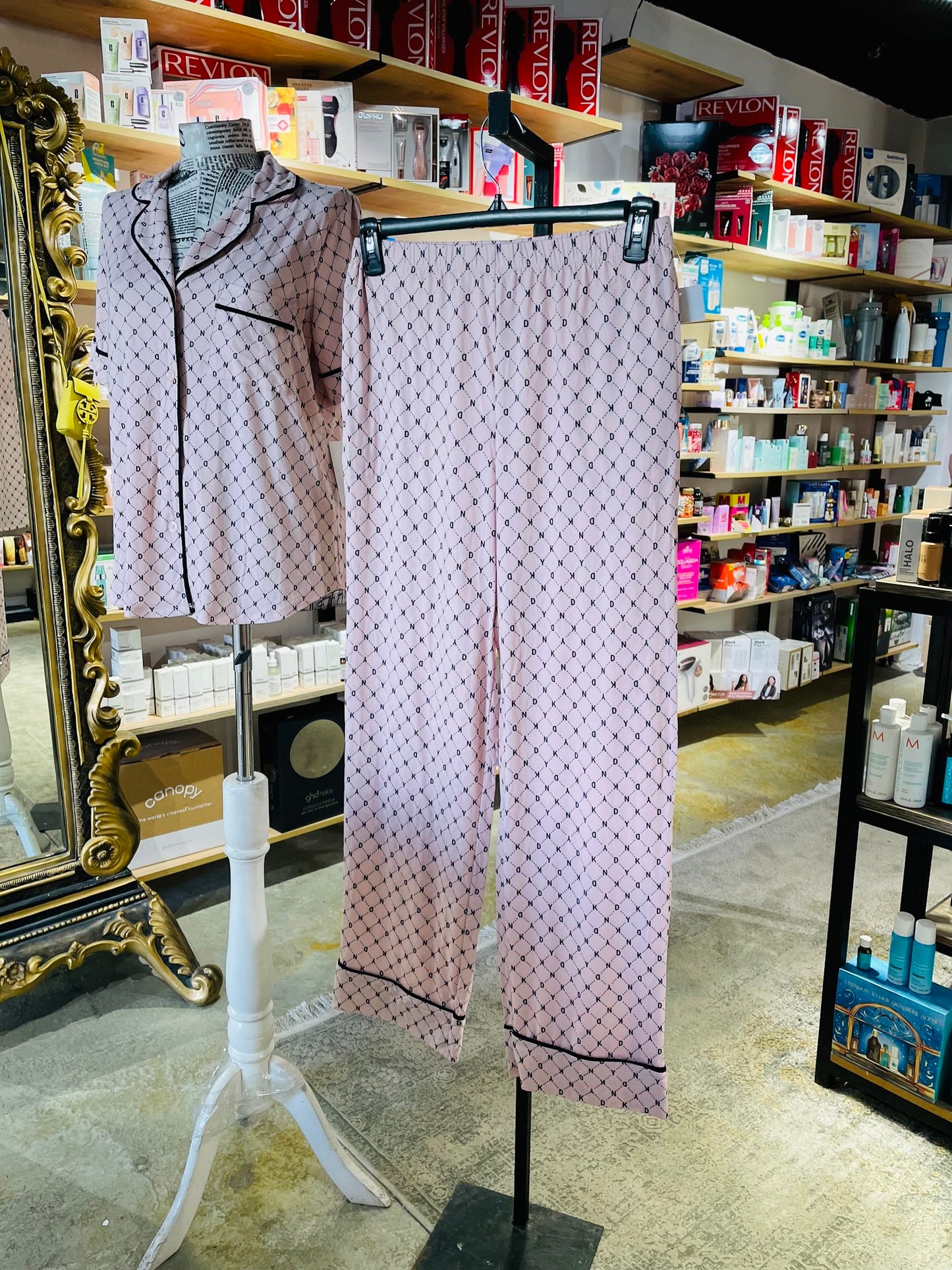 Dkny pajama set