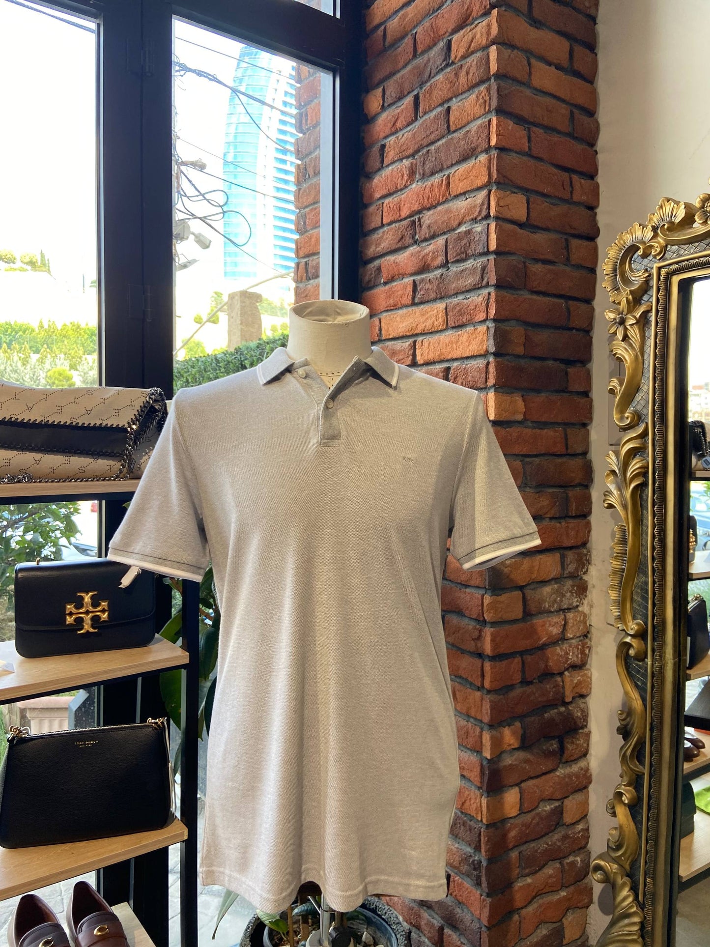 Michael kors shirt Size medium