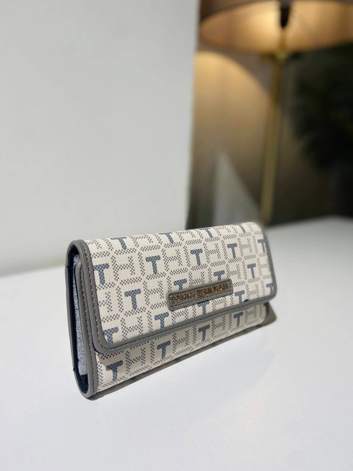 Tommy Hilfiger wallet