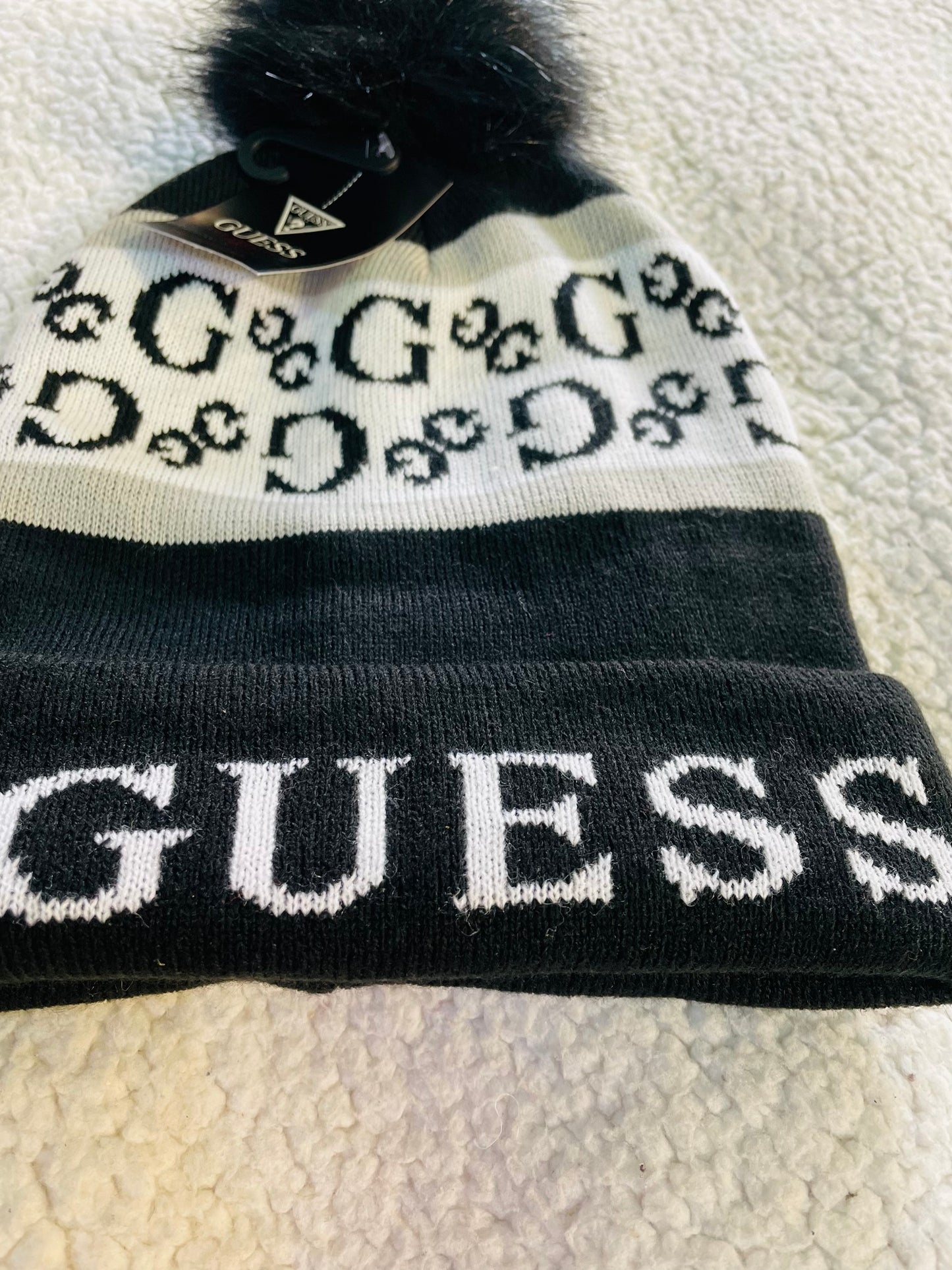 Guess hat