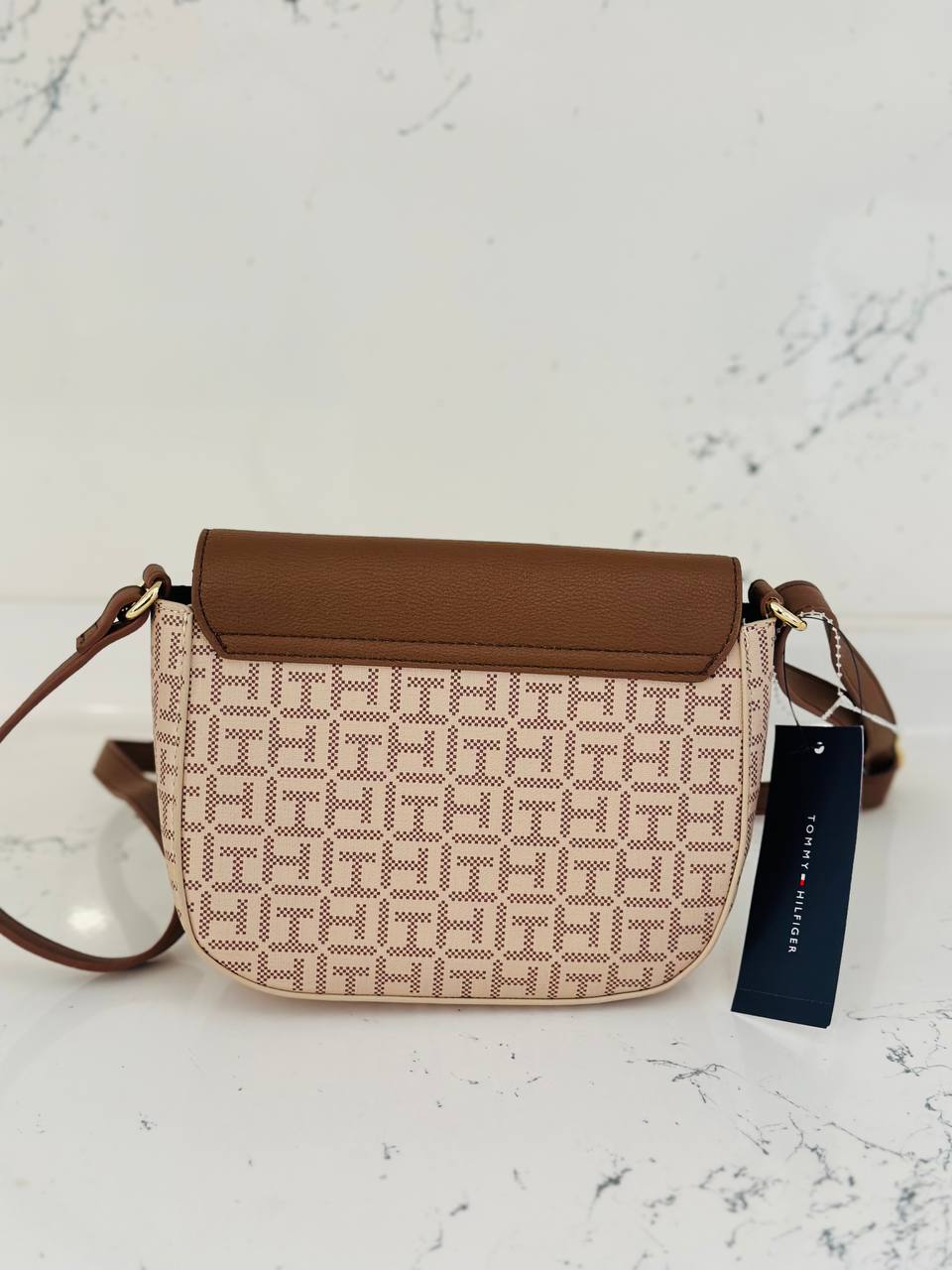 Tommy Hilfiger bag