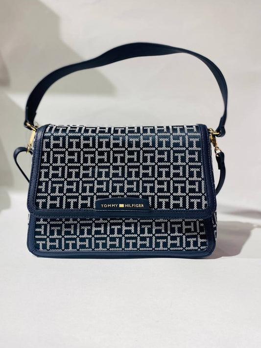 Tommy Hilfiger bag