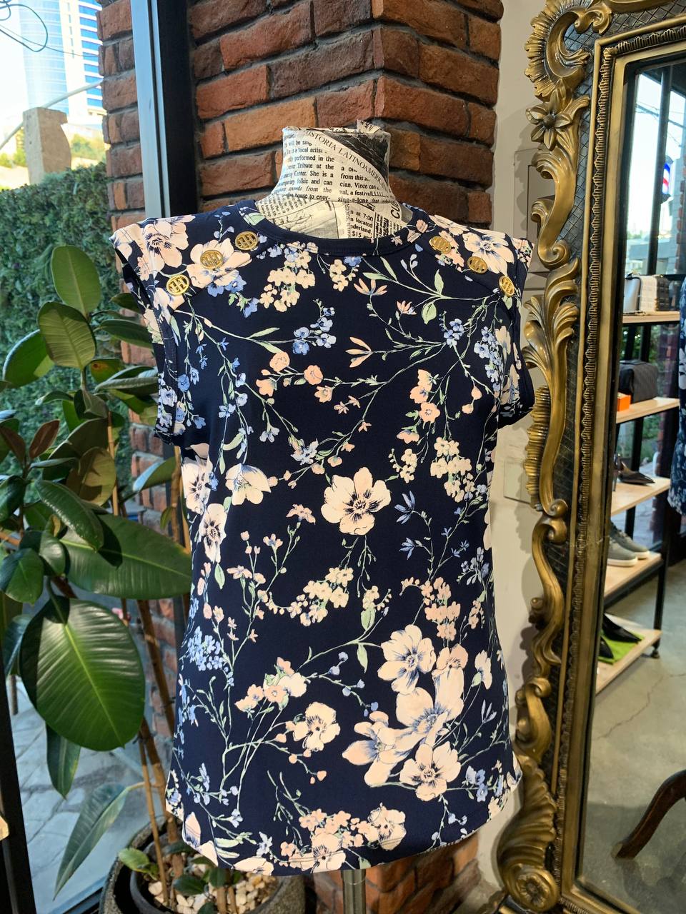 Tommy Hilfiger top