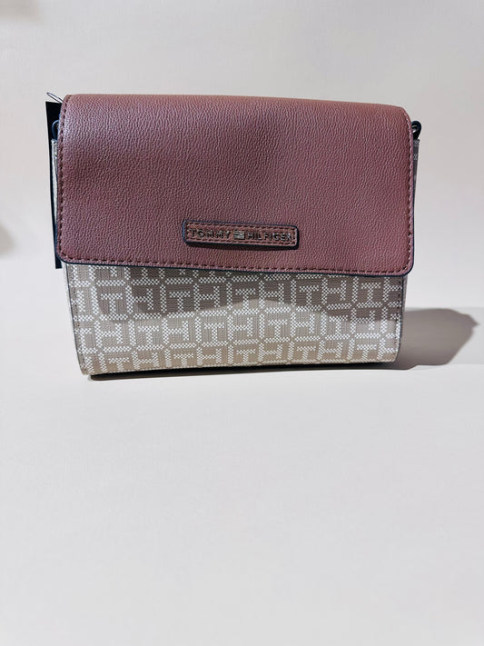 Tommy Hilfiger bag