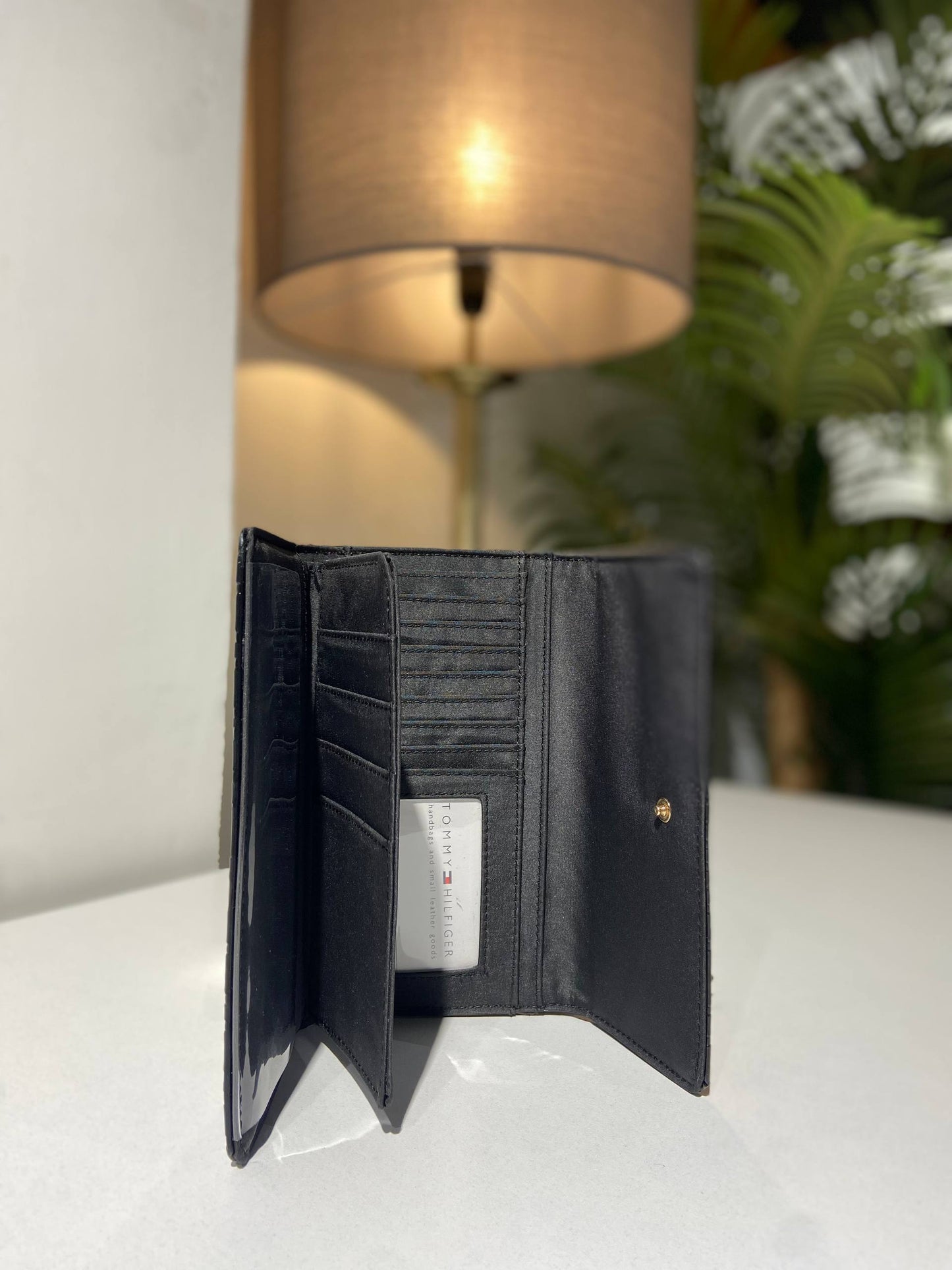 Tommy Hilfiger wallet