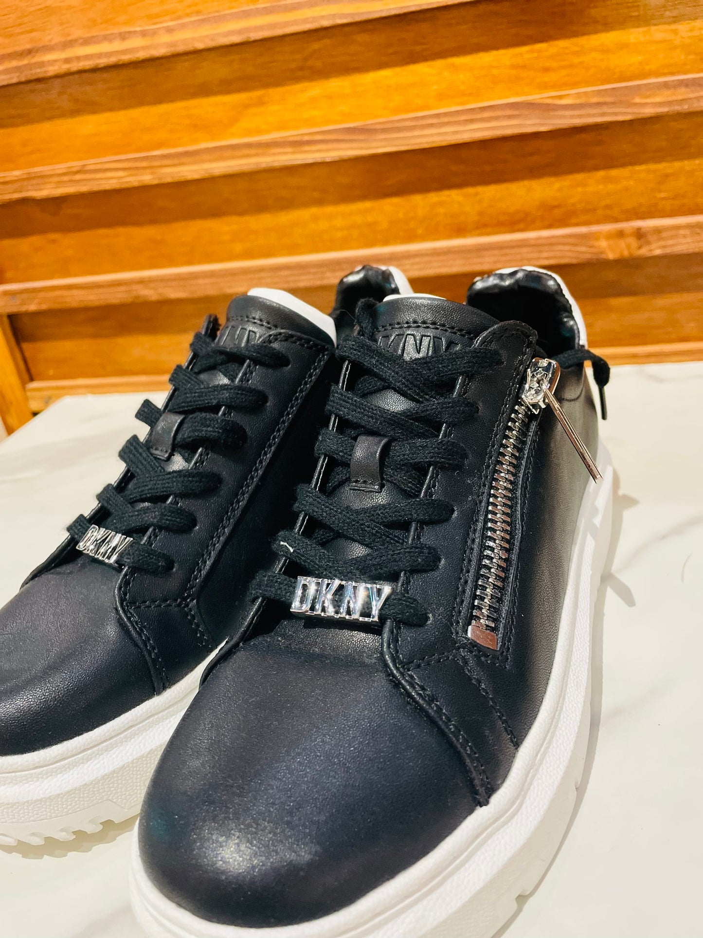 Dkny sneakers