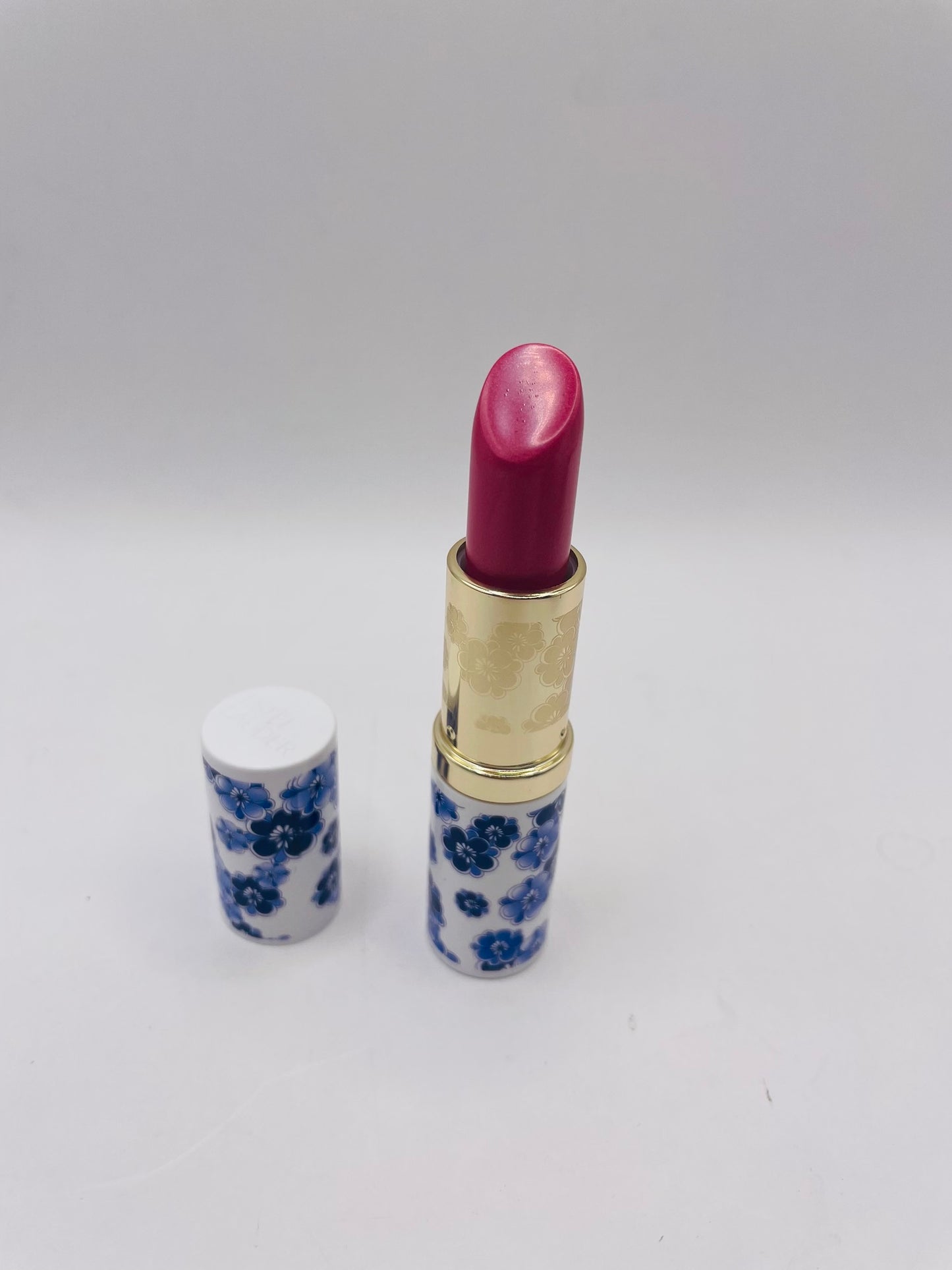 Estée Lauder lipstick