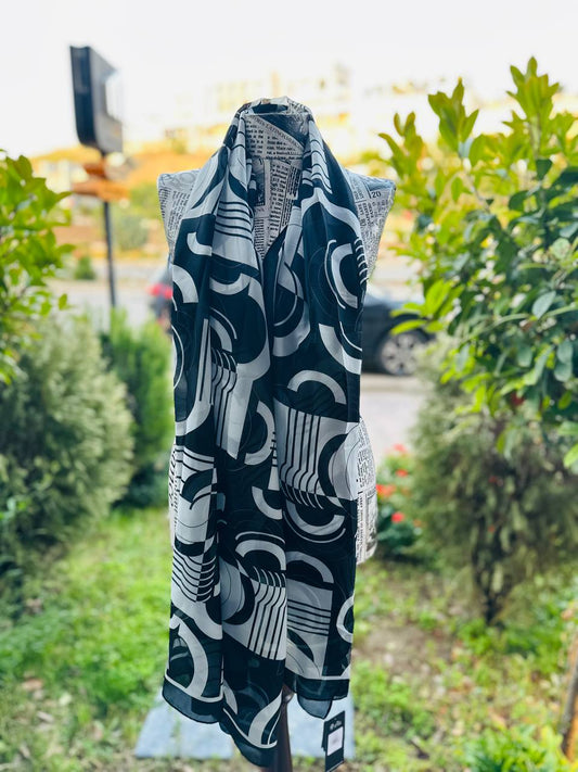 Karl Lagerfeld scarf