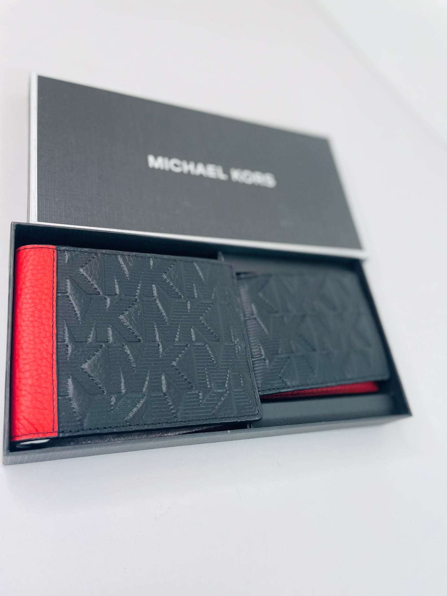 Michael kors wallet & card holder set