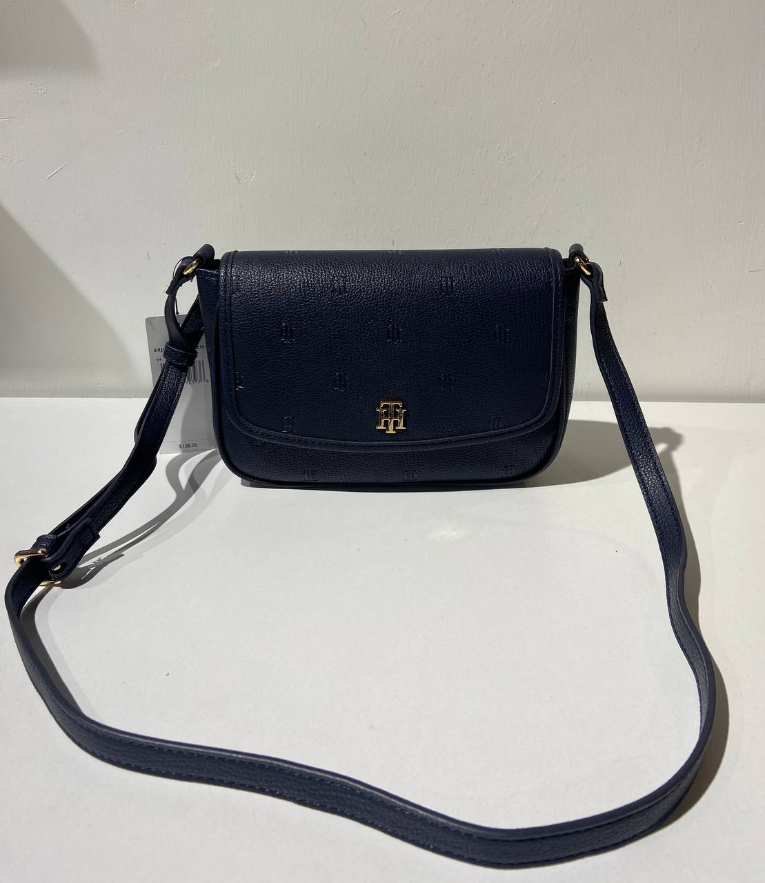 Tommy Hilfiger bag