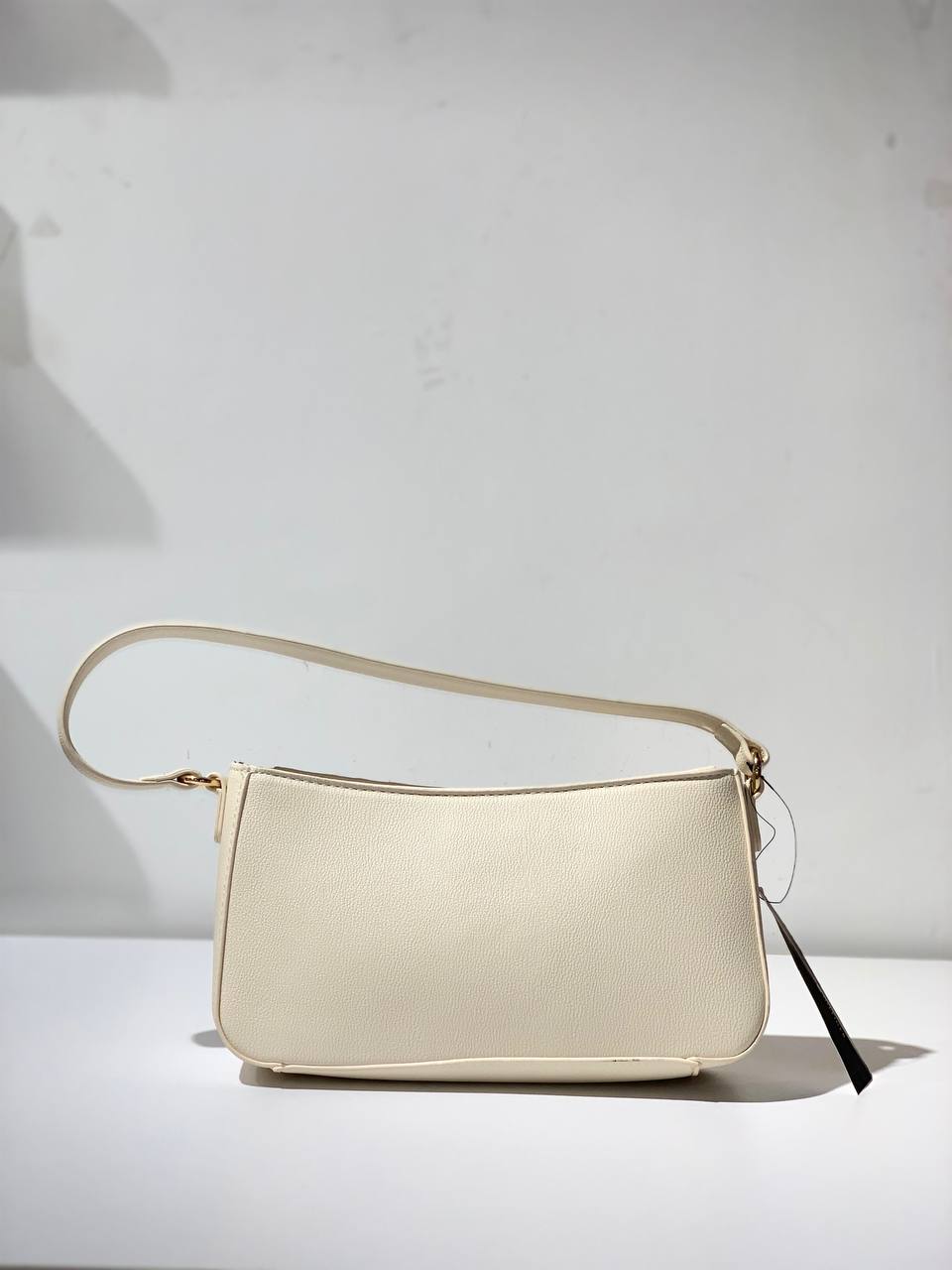 Tommy Hilfiger bag