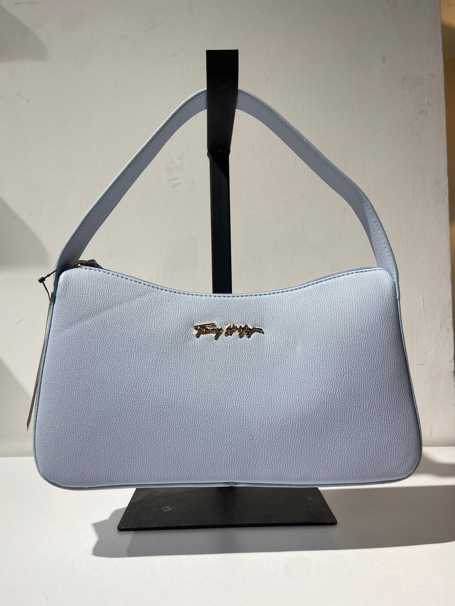 Tommy Hilfiger bag