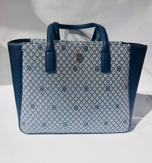 Tommy Hilfiger shoulder bag