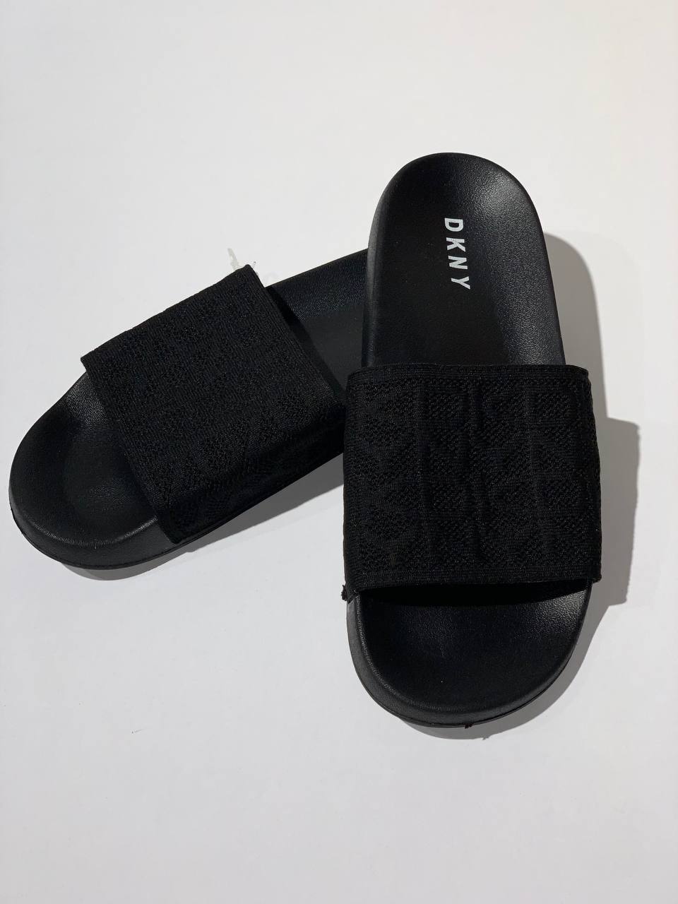 Dkny sandal size 9