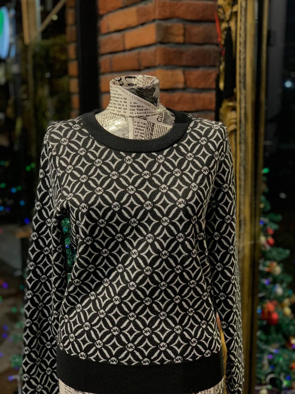 Michael kors sweater size small