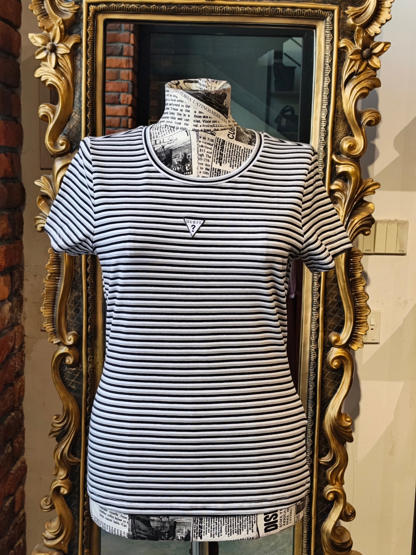 Guess shirt size medium