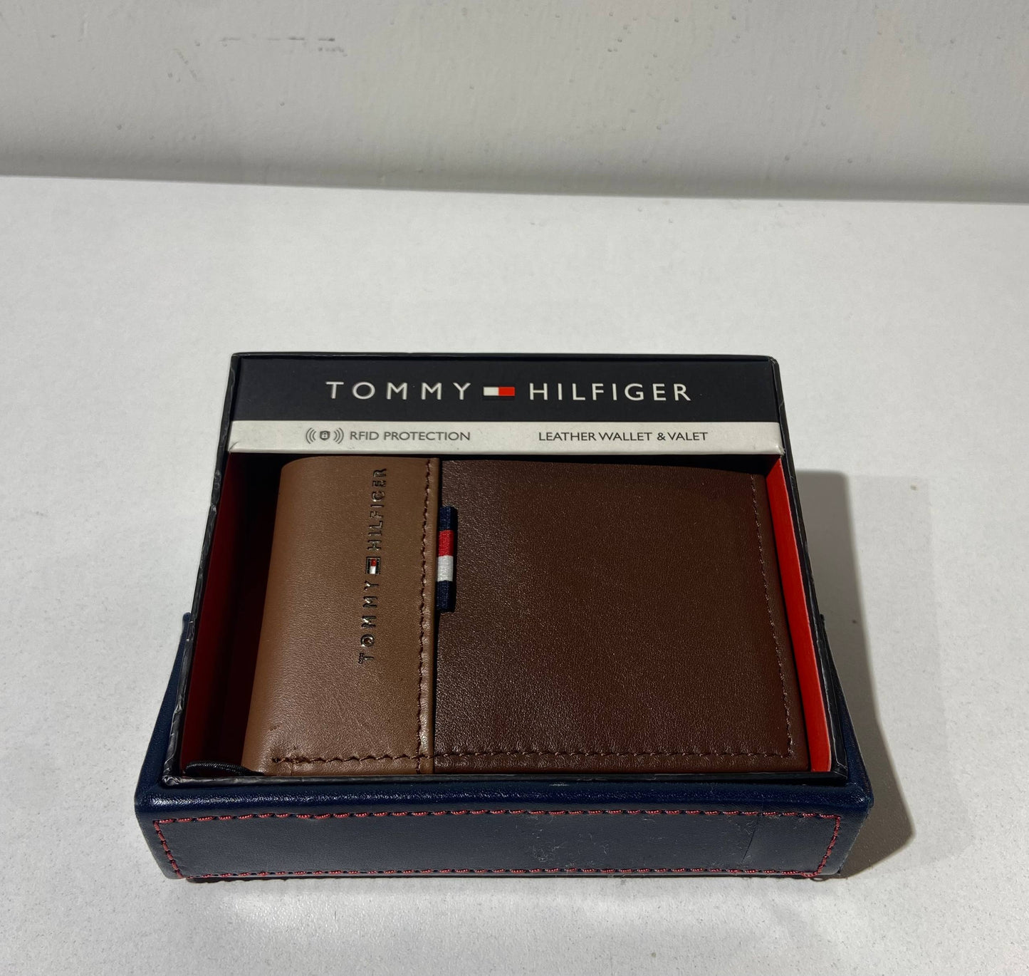 Tommy Hilfiger wallet