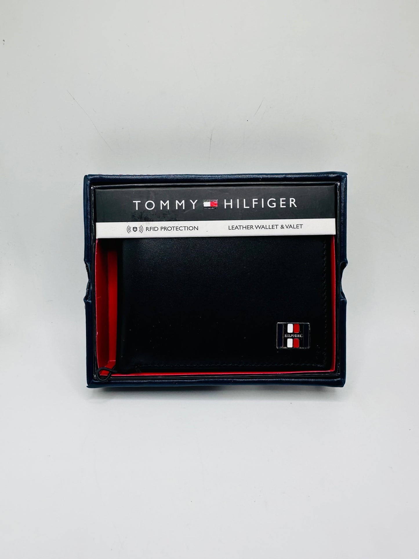 Tommy Hilfiger wallet
