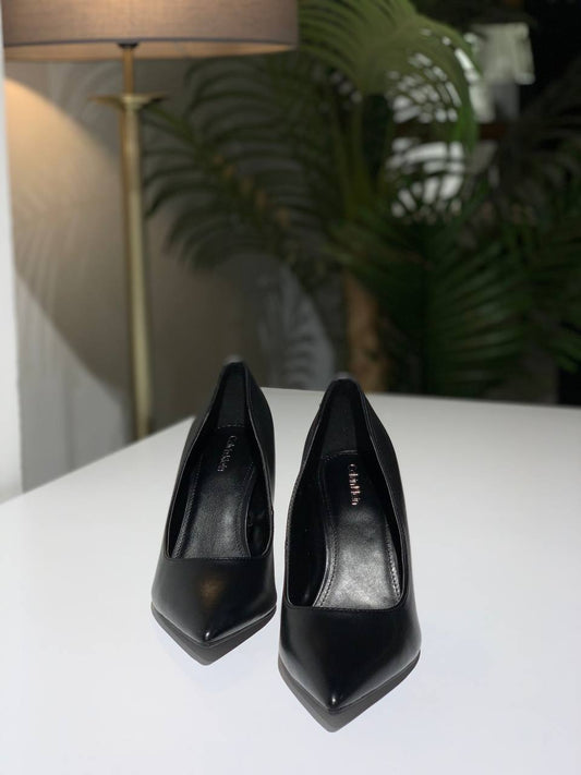 Calvin Klein heels size 7